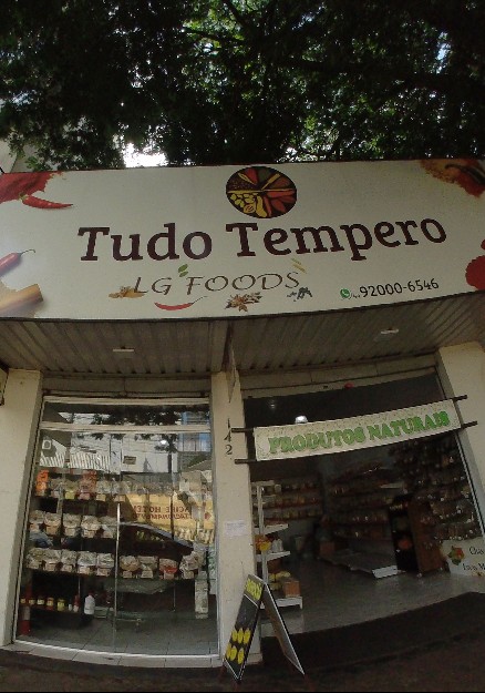 Fachada da loja Tudo Tempero em Maringá